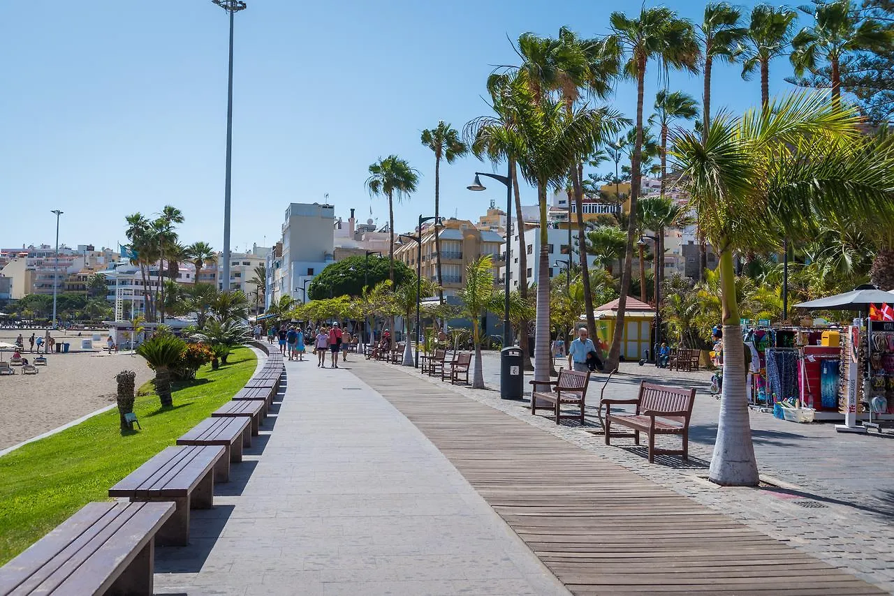 Modern Apartment Los Cristianos Center 0*, ロスクリスティアーノス