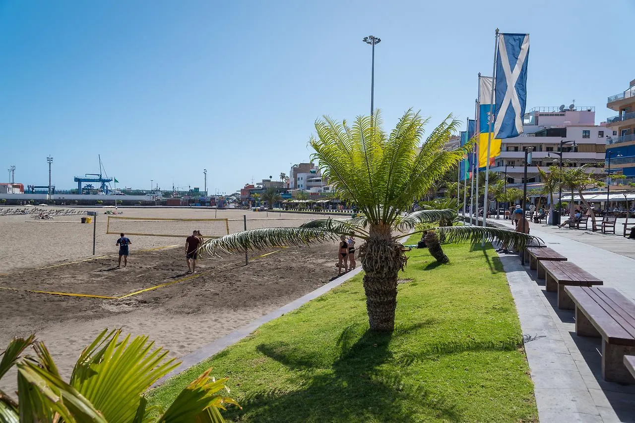 Modern Apartment Los Cristianos Center 0*, ロスクリスティアーノス