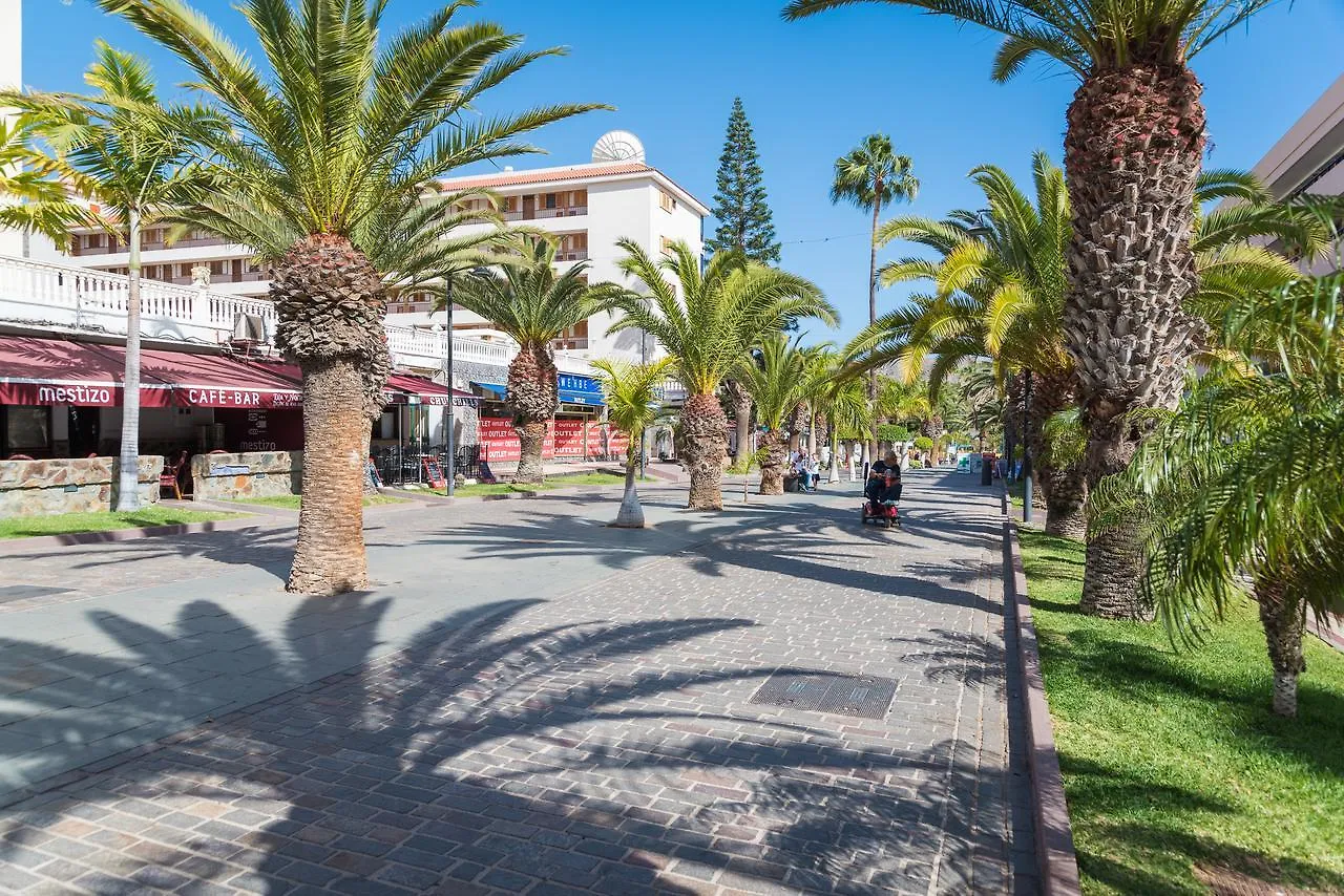 Modern Apartment Los Cristianos Center ספרד